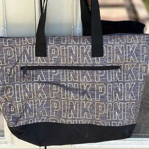 PINK bag!! Perfect for summer!